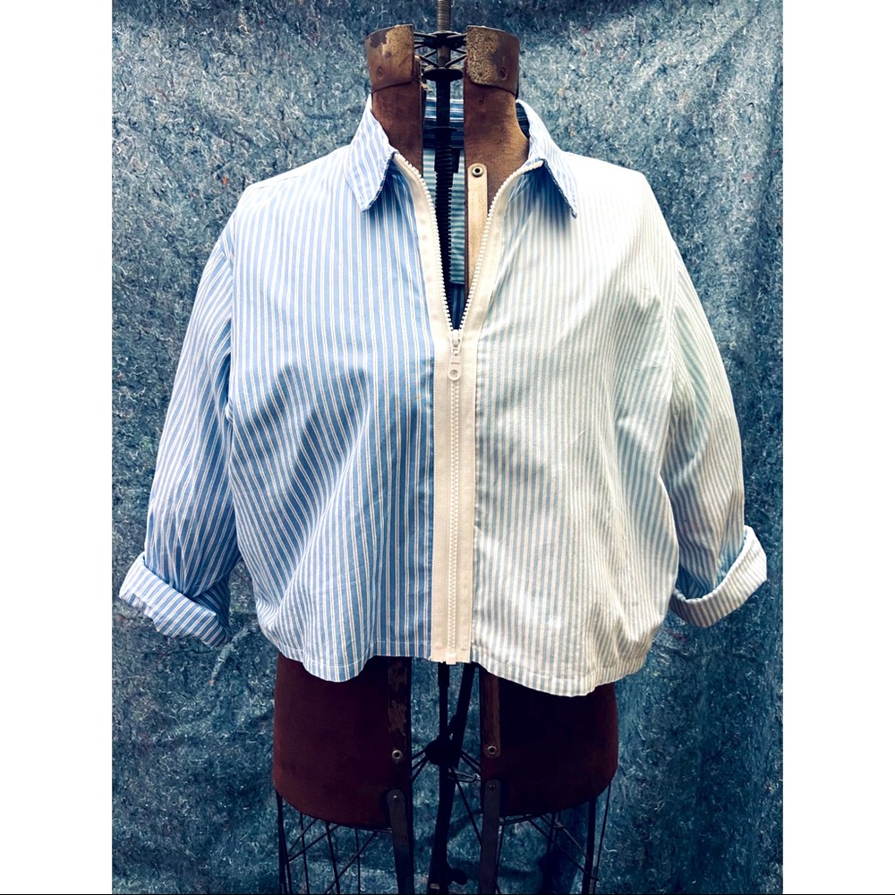 Wild Fable Blue & White Zipped Crop